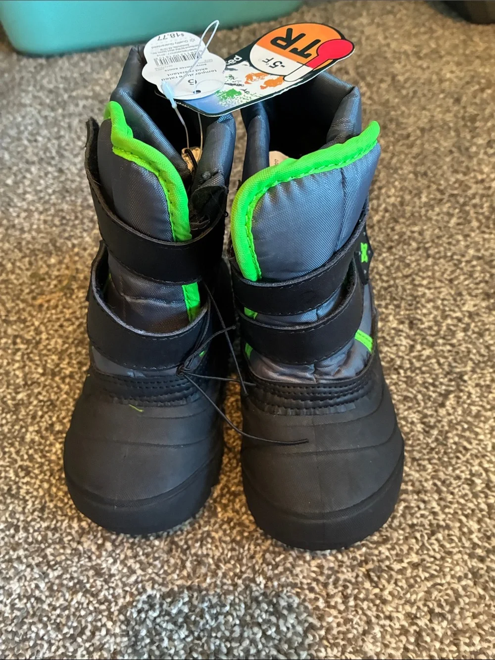 Wonder Nation Kids Winter Boots - Gray and green size 6